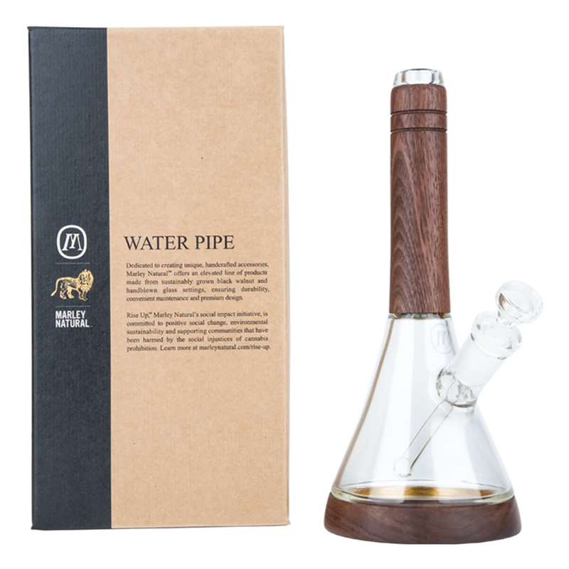 Elevate your collection with the Marley Natural Water Pipe from Vivant. Perfectly marrying form and function, this borosilicate glass and black walnut piece offers a smooth, sophisticated experience.